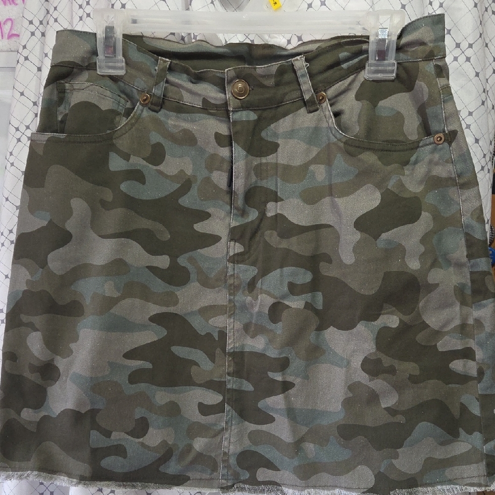 🧡K Jordan Green Camouflage Mini Skirt